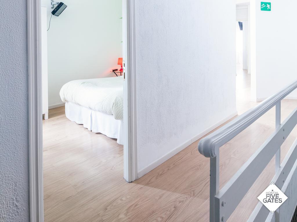 Hostal Five Gates أشونة المظهر الخارجي الصورة