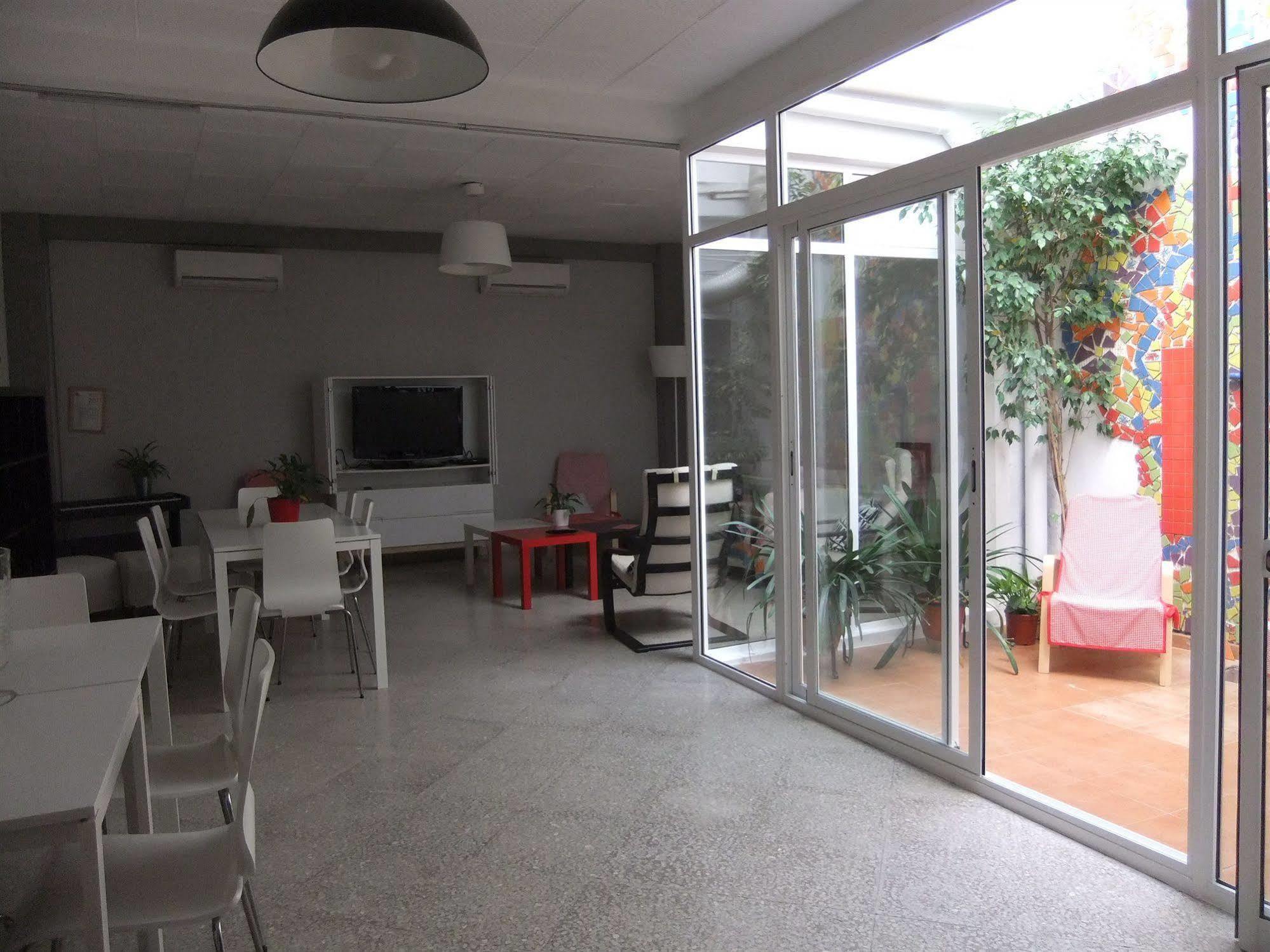 Hostal Five Gates أشونة المظهر الخارجي الصورة